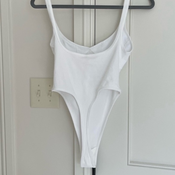 For love and lemons white bodysuit size small - Picture 3 of 3